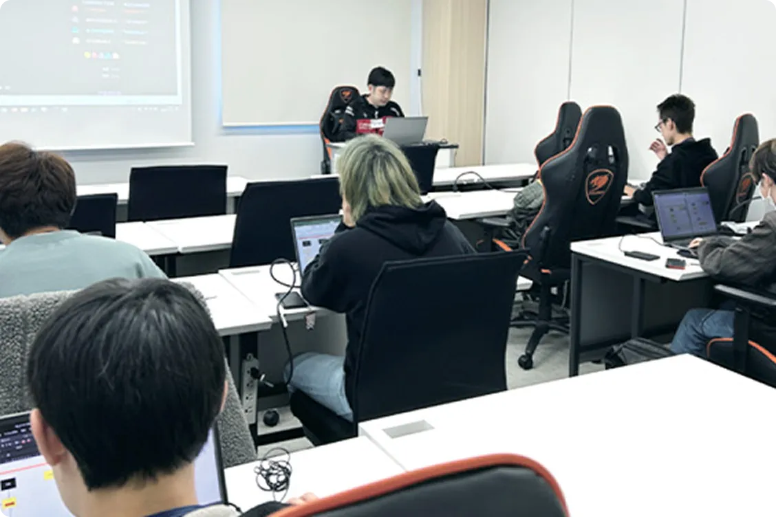 スーパーゲームクリエーター専攻の特徴