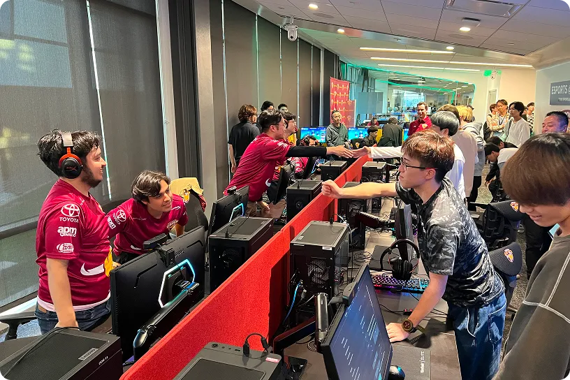 世界の最先端をクリエーティブを現地で体験する