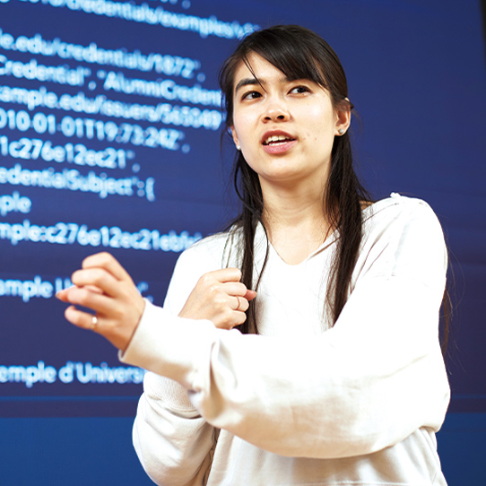 安田 クリスチーナ さん