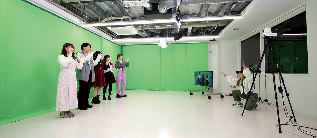 映像撮影・編集ルーム